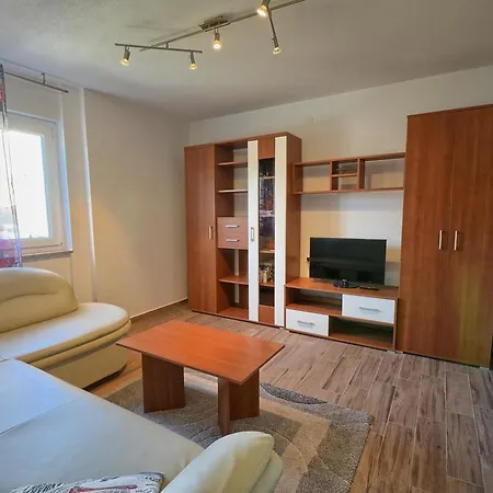 Perusko Apartment Pula